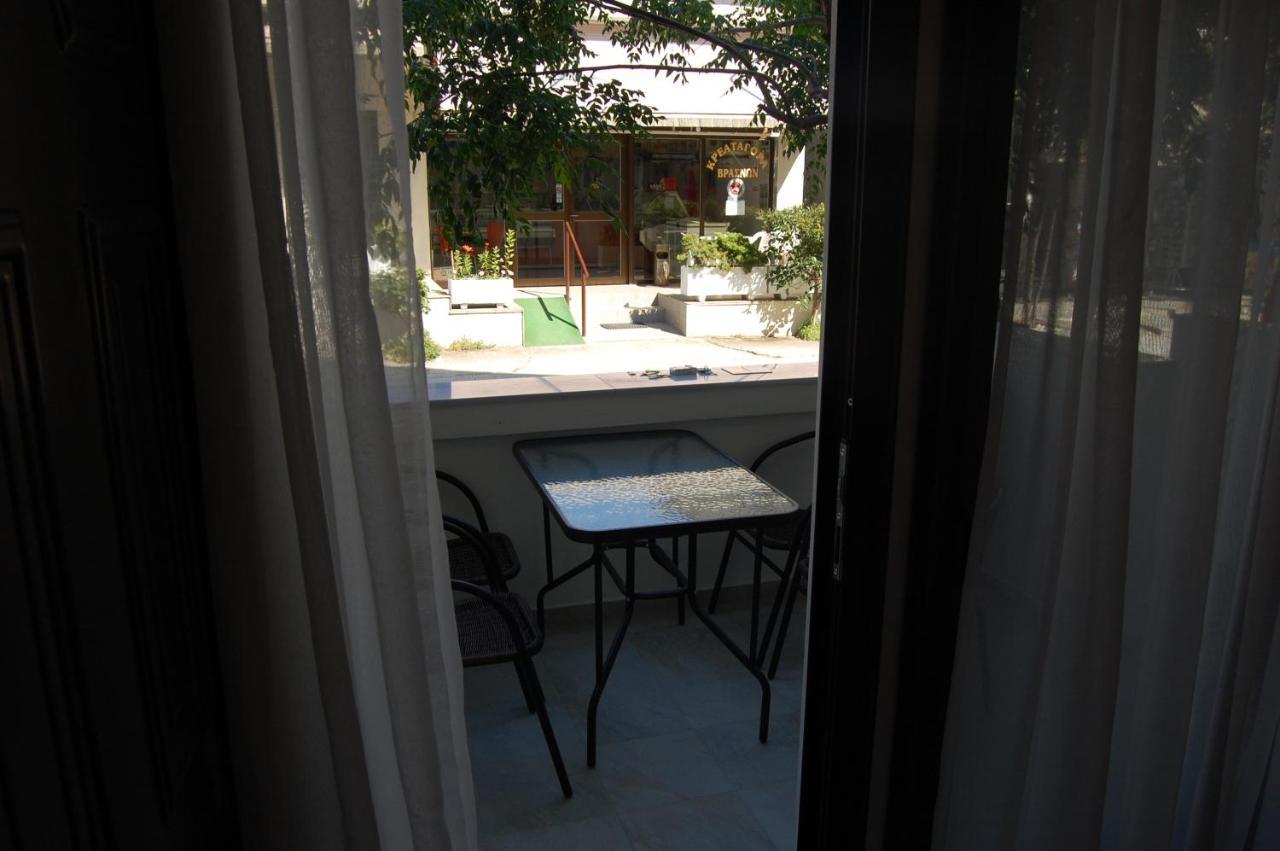 Giorgos Apartments Square Vrasná Extérieur photo