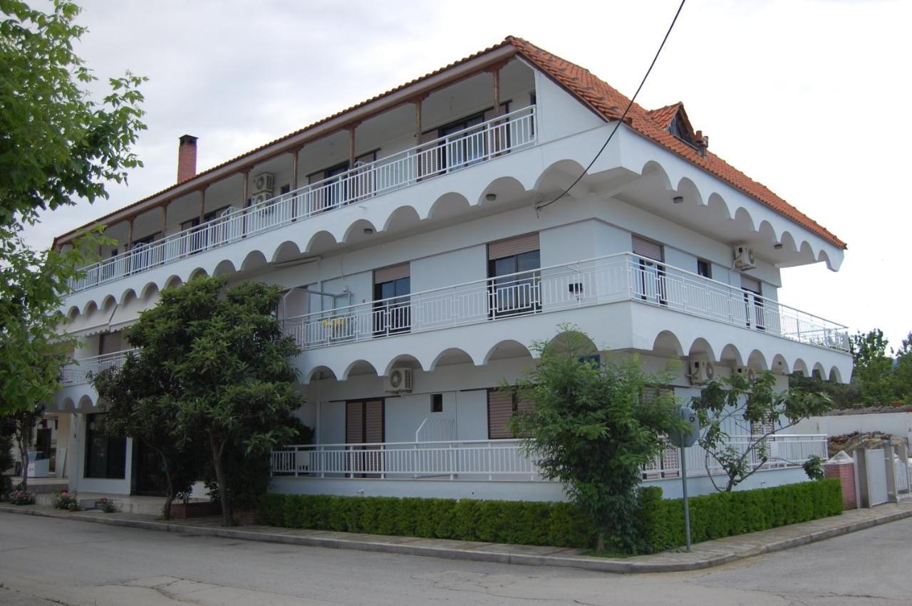 Giorgos Apartments Square Vrasná Extérieur photo