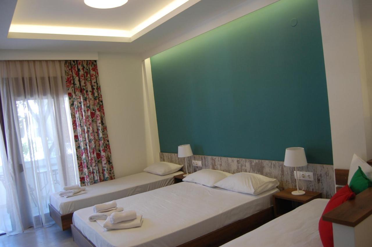 Giorgos Apartments Square Vrasná Extérieur photo