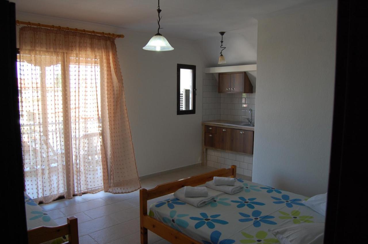 Giorgos Apartments Square Vrasná Extérieur photo