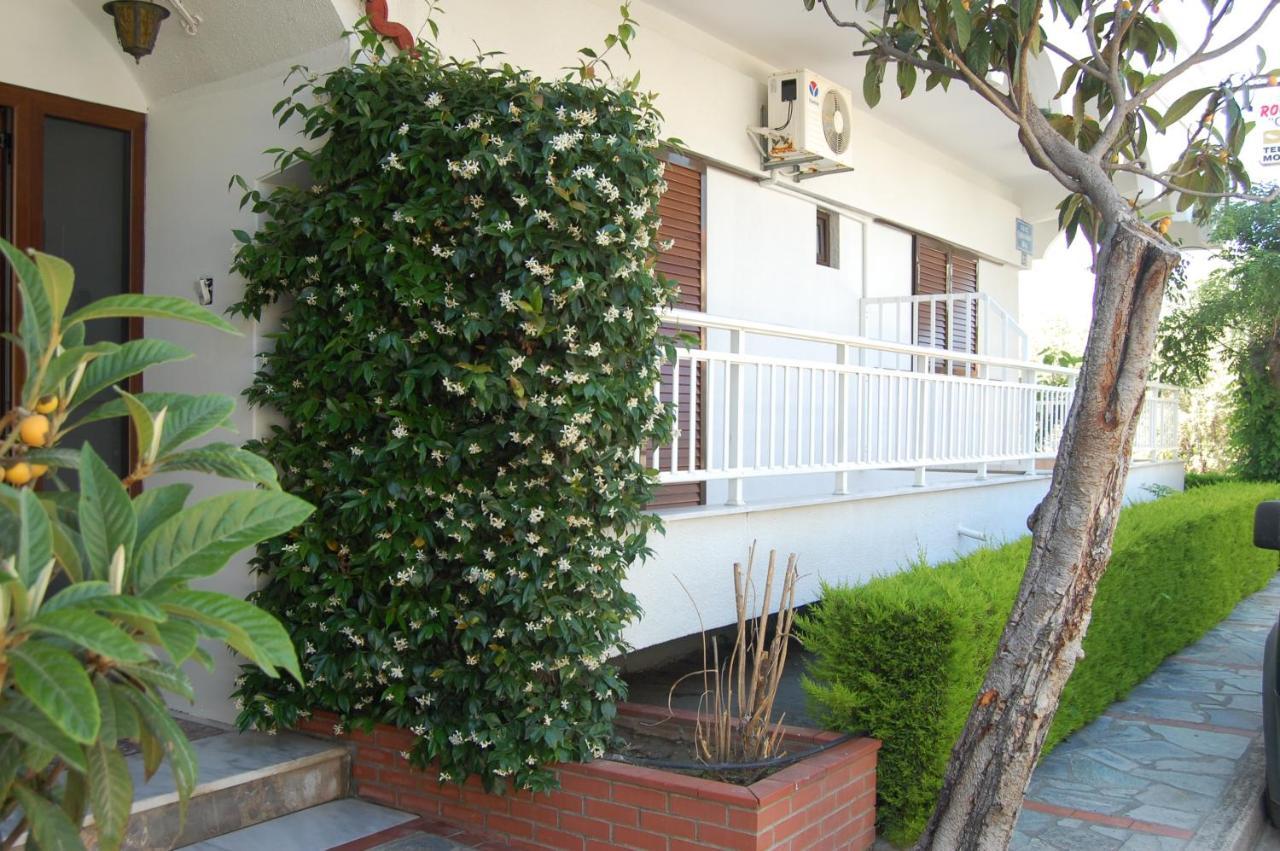 Giorgos Apartments Square Vrasná Extérieur photo