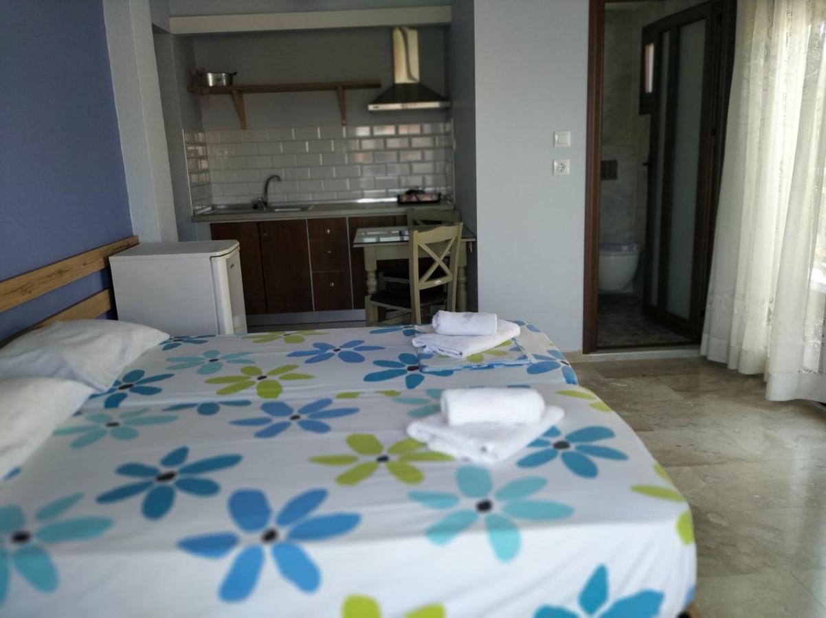 Giorgos Apartments Square Vrasná Extérieur photo