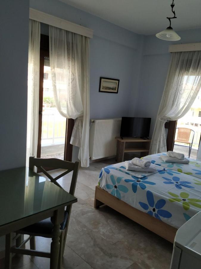 Giorgos Apartments Square Vrasná Extérieur photo